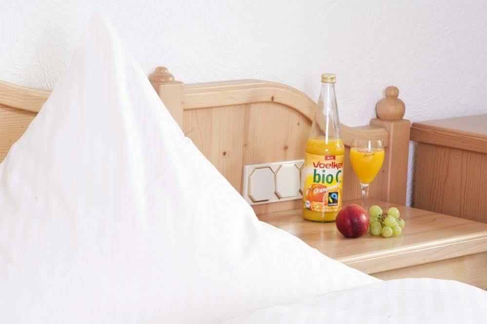 Bio-Hotel Uplaender Hof 维林根 外观 照片